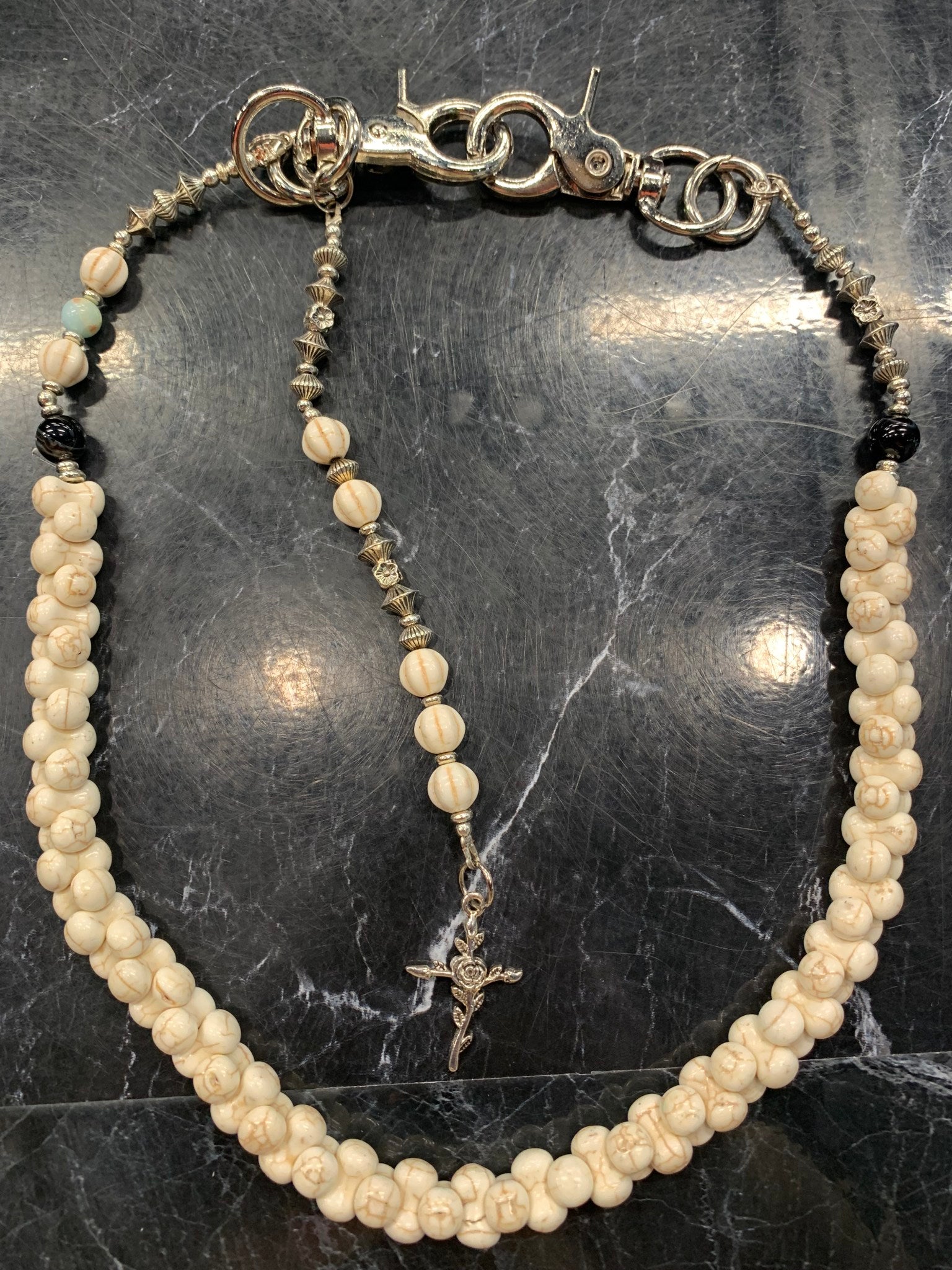 HOWSS Skeleton Chain Pendant